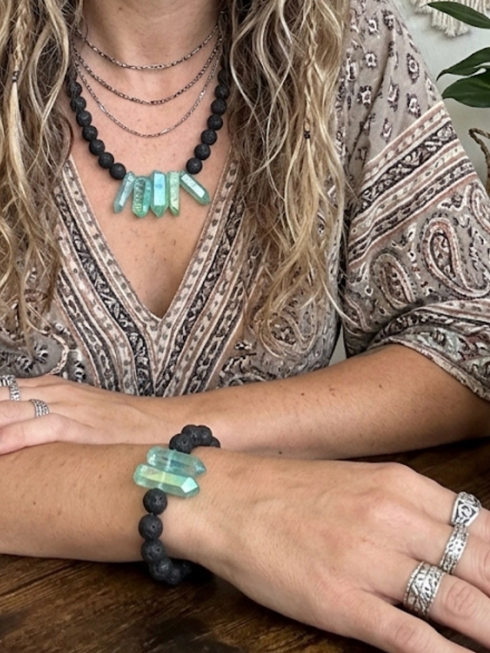Bohemian Mint luster Crystal Pendant Necklace and Bracelet Set